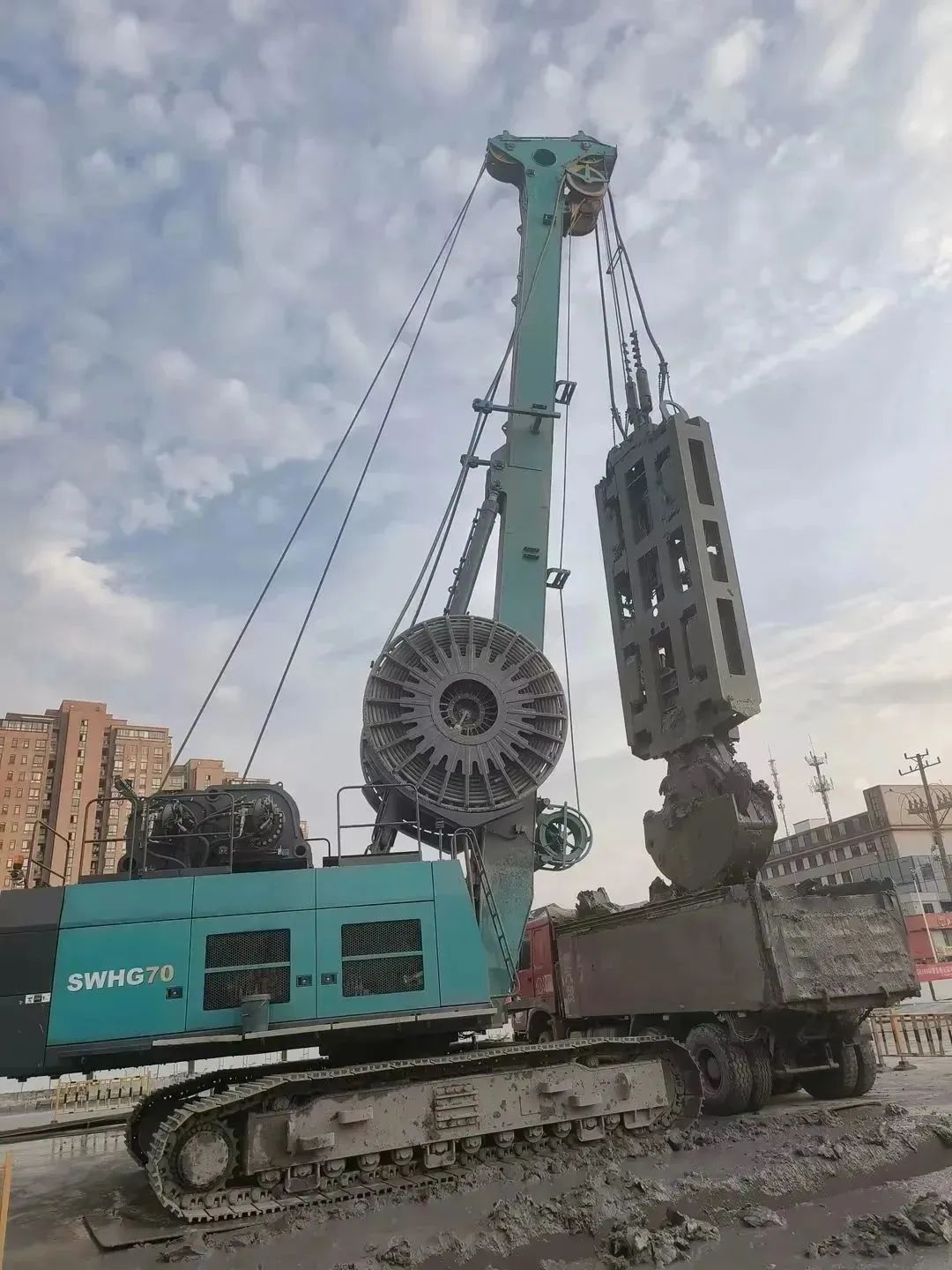 助力国内国际重大工程！江南游戏智能液压抓斗实力“出圈”