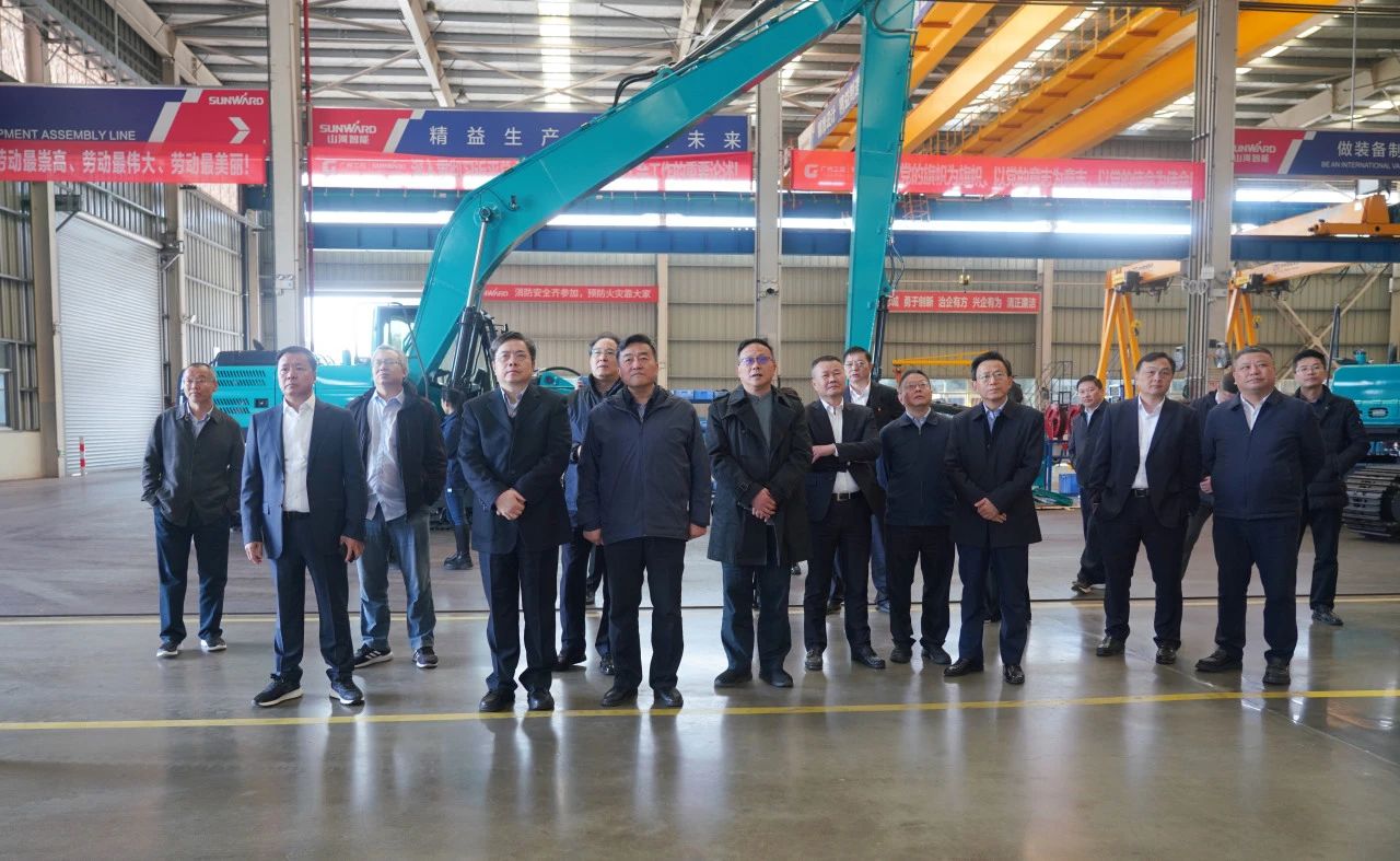聚焦装备再制造！上海市政协副主席、党组副书记肖贵玉带队调研江南游戏智能