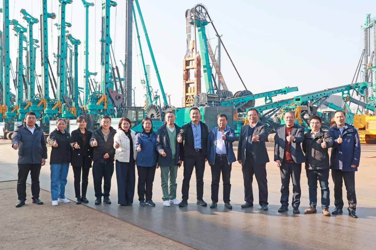 江南游戏智能主导的行业标准《建筑施工机械与设备 液压式压桩机》通过专家审查