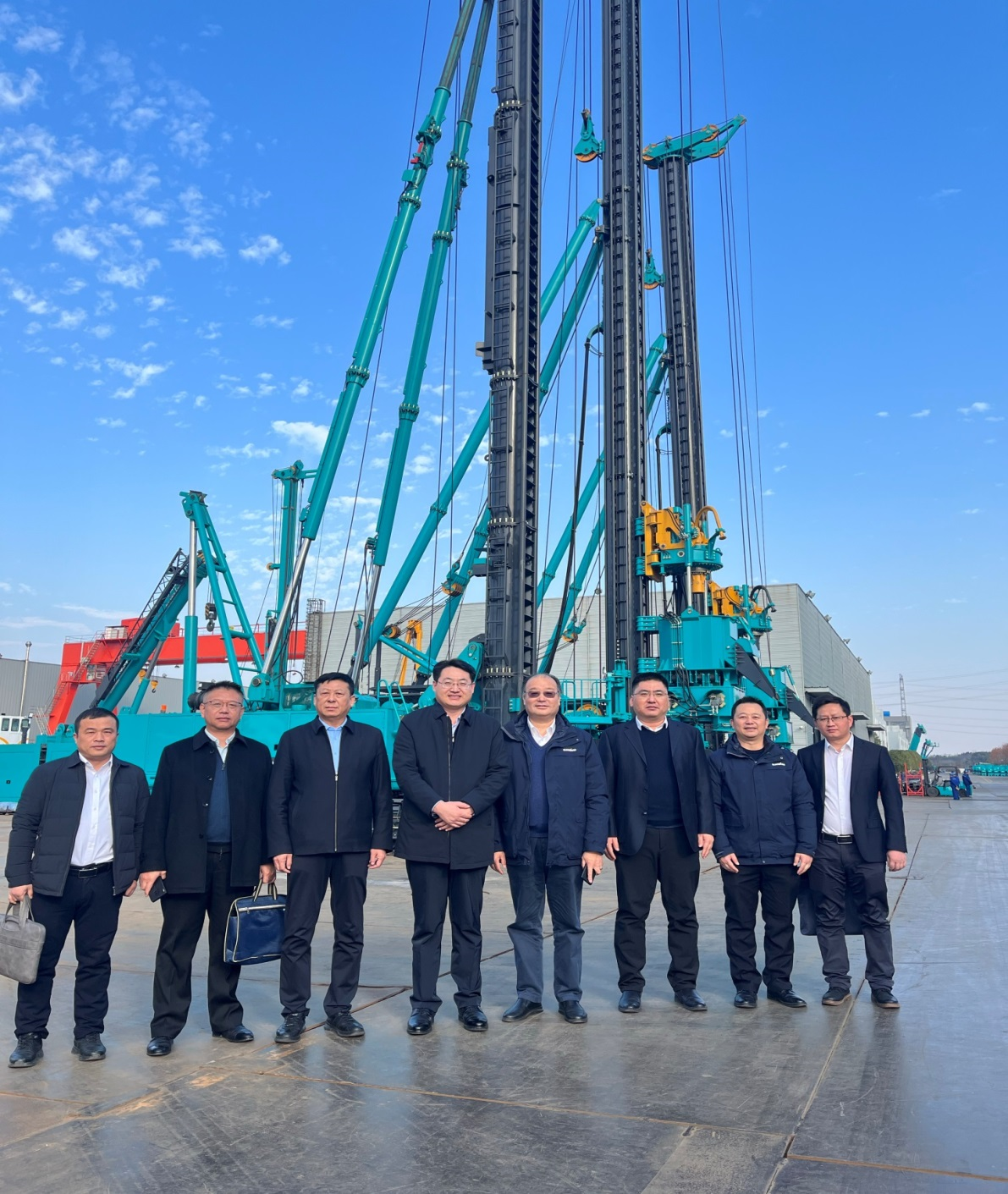 强强联合，共谋发展！江南游戏智能与中铁六局路桥公司签订战略合作协议