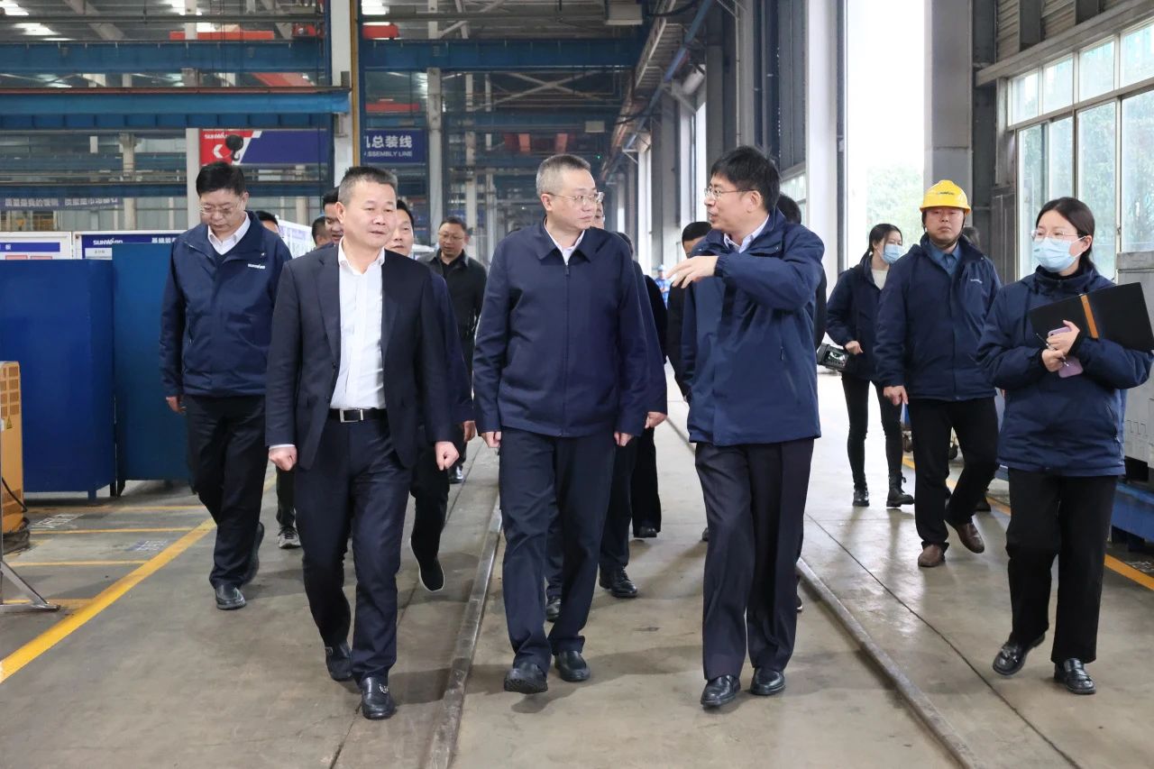 长沙市人民政府副市长康镇麟调研江南游戏智能