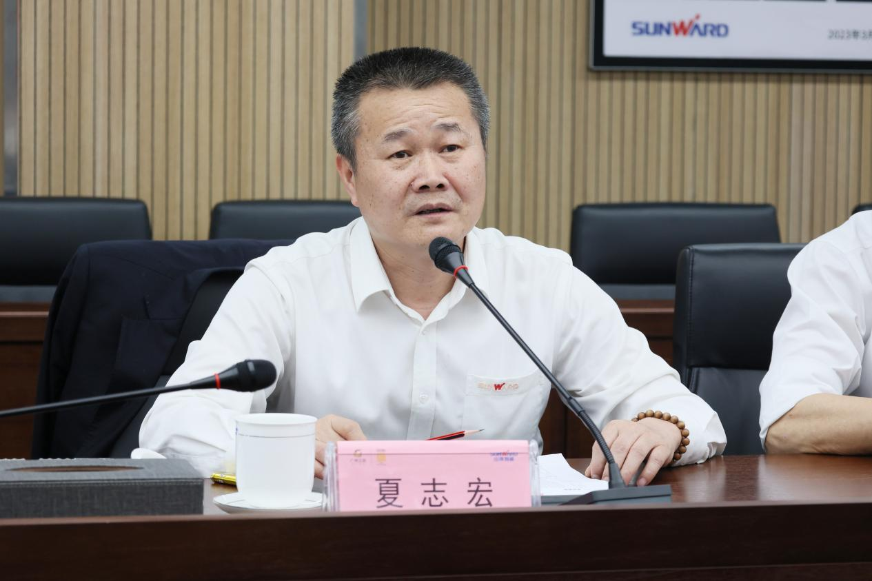 湖南钢铁集团党委书记、董事长李建宇到江南游戏智能调研交流