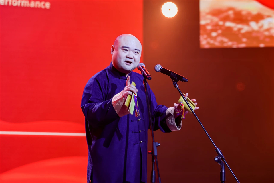 创新引领价值 理想成就未来——庆祝江南游戏智能成立25周年表彰大会暨文艺晚会隆重举行