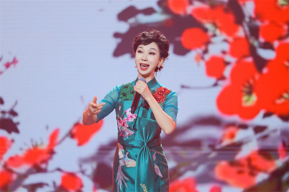 创新引领价值 理想成就未来——庆祝江南游戏智能成立25周年表彰大会暨文艺晚会隆重举行