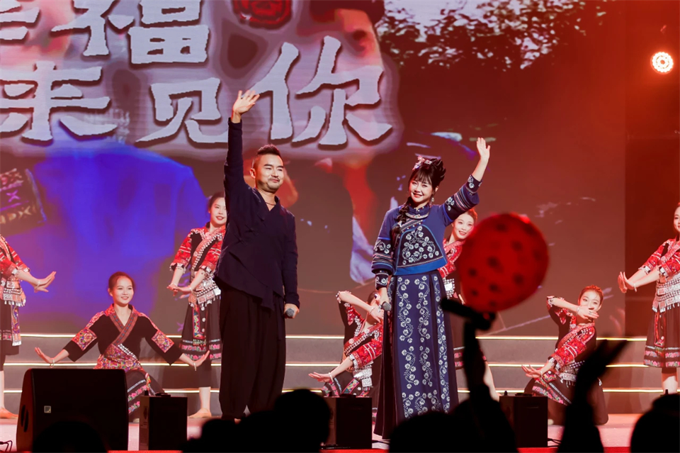 创新引领价值 理想成就未来——庆祝江南游戏智能成立25周年表彰大会暨文艺晚会隆重举行