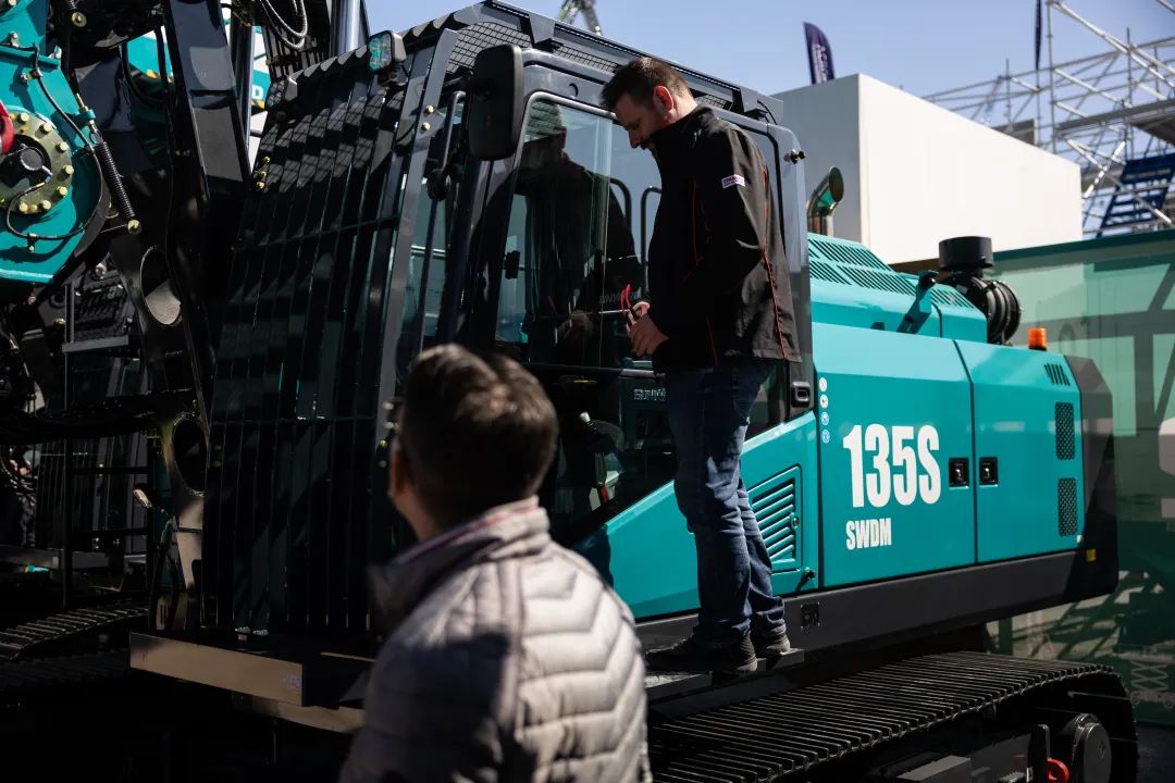 Bauma 2025 | 高端定制！江南游戏智能Pro系列旋挖钻机燃爆全场