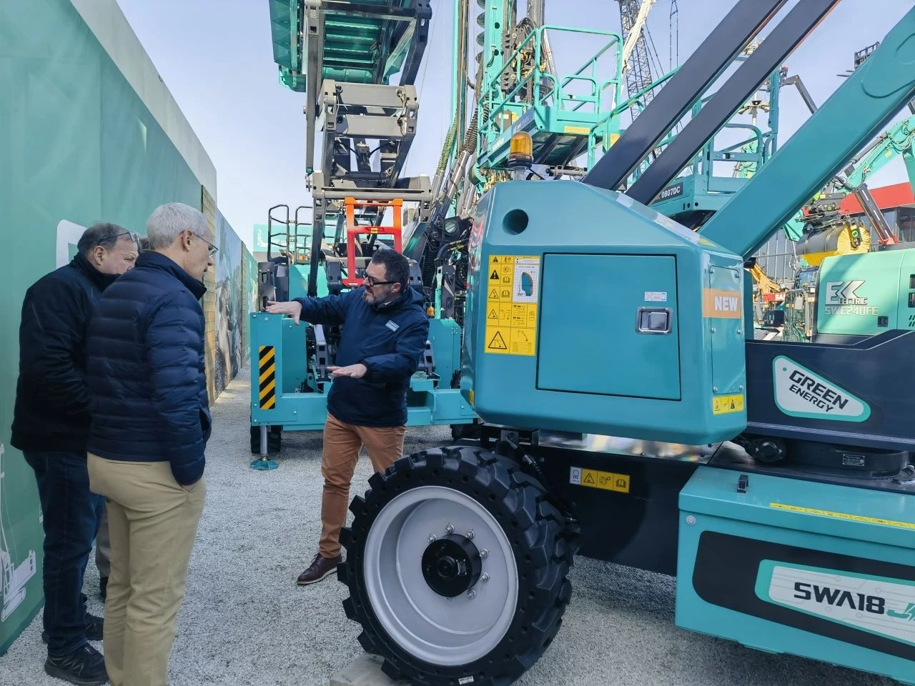 江南游戏智能高空机械闪耀Bauma 2025！ 新能源技术与创新产品获全球瞩目