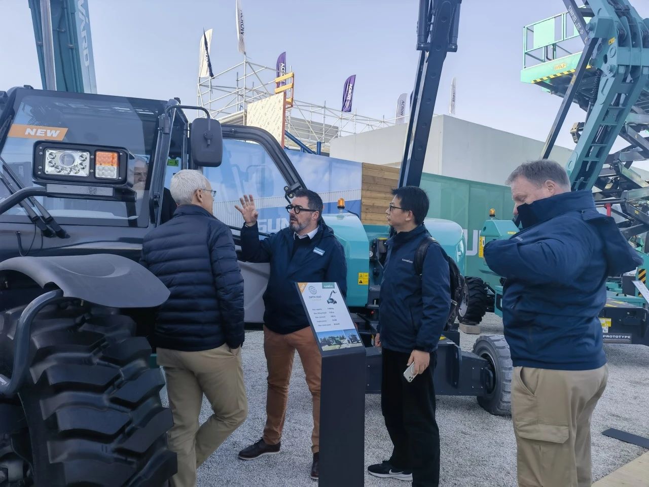 江南游戏智能高空机械闪耀Bauma 2025！ 新能源技术与创新产品获全球瞩目