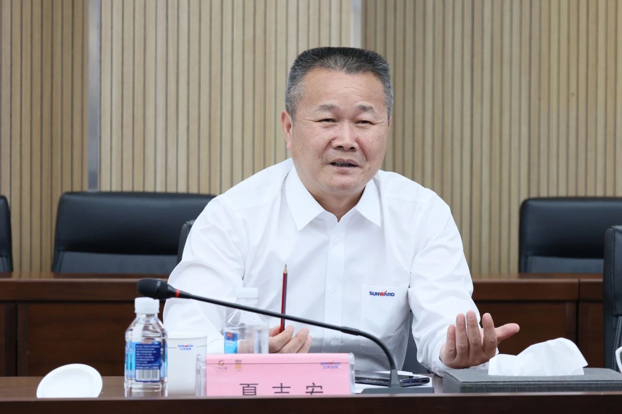 共促中国制造扬帆海外！中国出口信用保险公司到访江南游戏智能