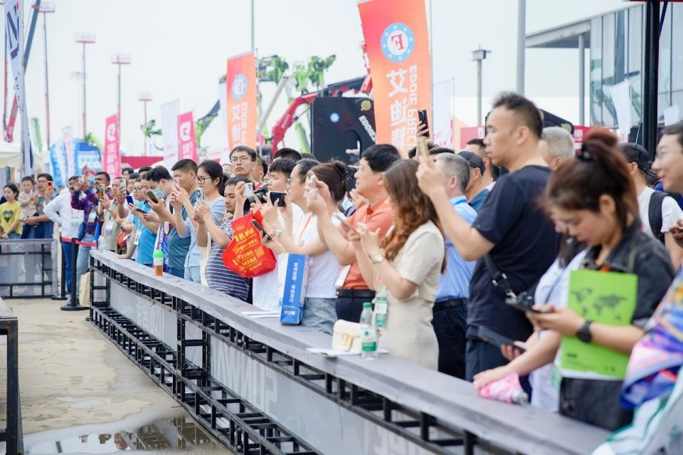 2025 CICEE | 江南游戏智能实力闪耀2025长沙国际工程机械展