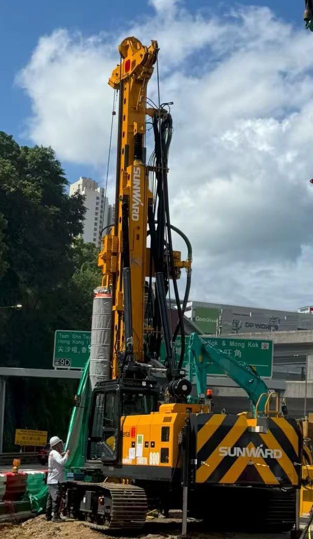 硬核首秀！江南游戏智能SWDTH800大直径潜孔锤钻机进击香港市场
