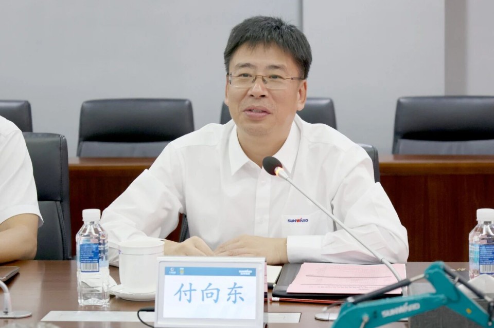 中国煤炭地质总局局长马刚到访江南游戏智能，共谋绿色智能矿山装备发展新路径
