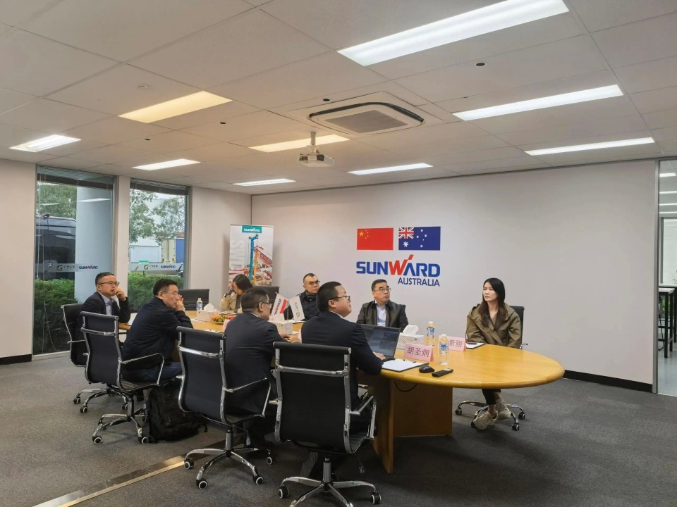 广州工控集团总经理王福铸率队考察江南游戏智能澳大利亚子公司