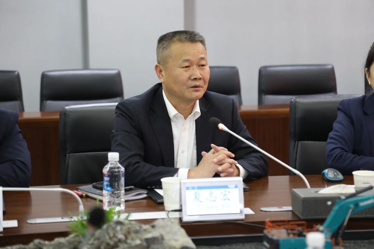 法巴租赁集团到访江南游戏智能，共拓合作新篇章