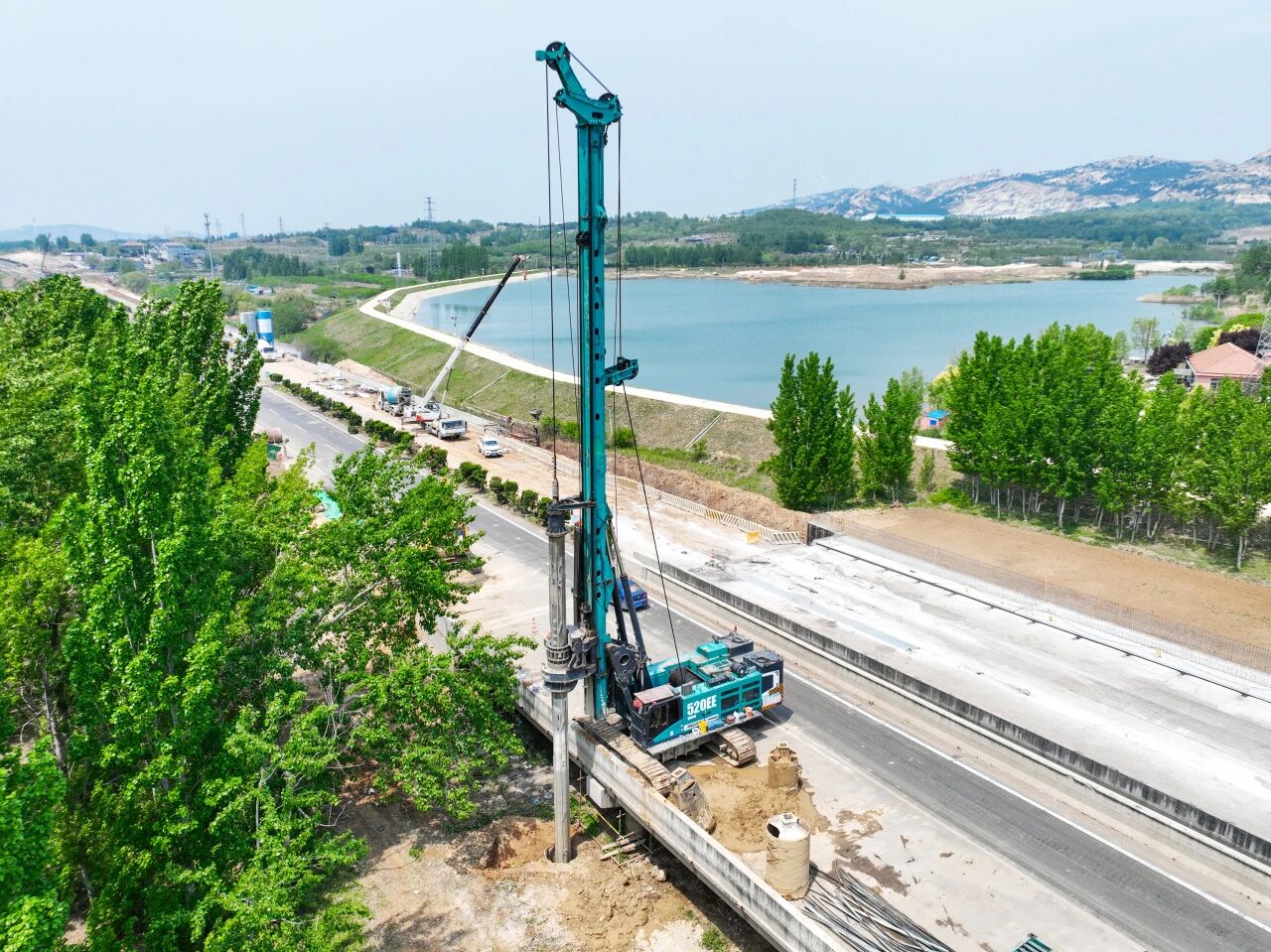直击施工一线，江南游戏智能增程式旋挖钻机实力助建国家重点工程