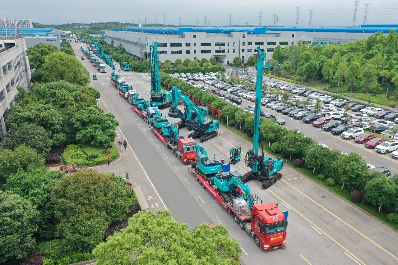江南游戏智能轮履两用多功能开带机批量交付国家林草系统,助力森林草原生态防护