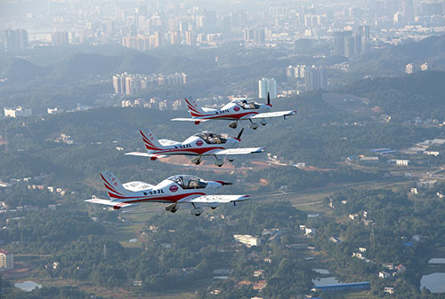 江南游戏智能飞行表演队精彩亮相珠海航展