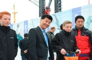 江南游戏智能2013德国宝马展激情演绎“中国梦”