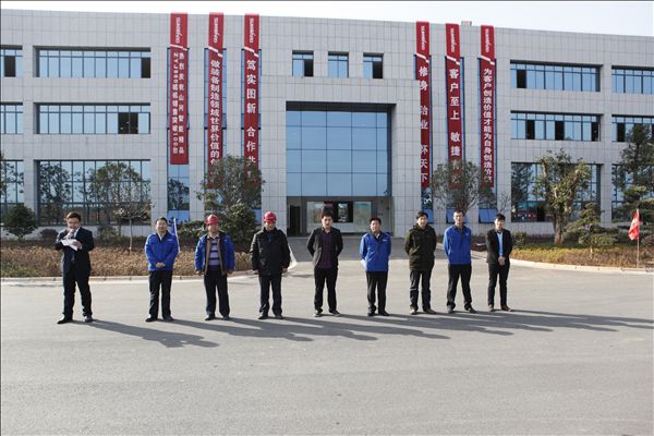 江南游戏智能新型静压桩机实现热销，高效节能是主因