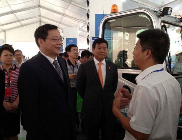 第八届中国-拉美企业家高峰会召开 江南游戏创新多异彩