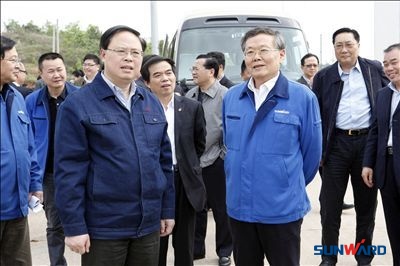 长沙市市长张剑飞一行调研江南游戏智能