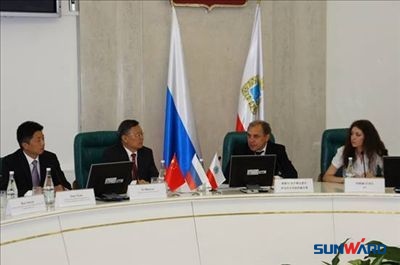 江南游戏智能董事长何清华访问俄罗斯萨拉托夫州