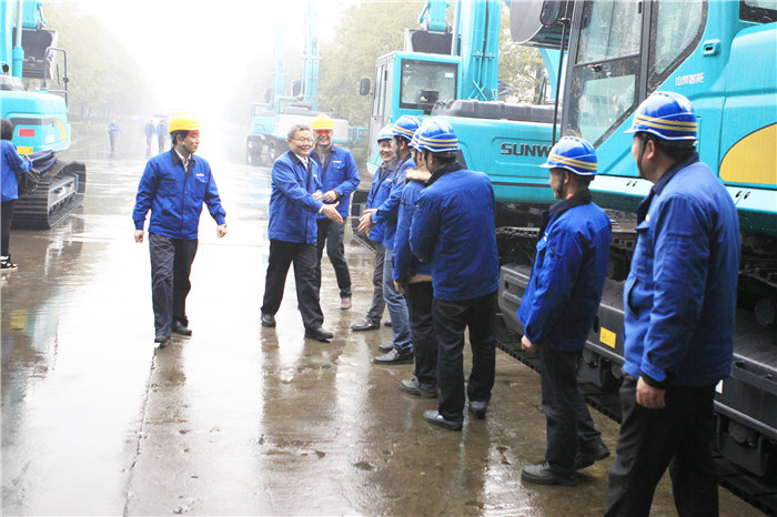 携手奋进，羊年共赢，江南游戏智能开门大吉