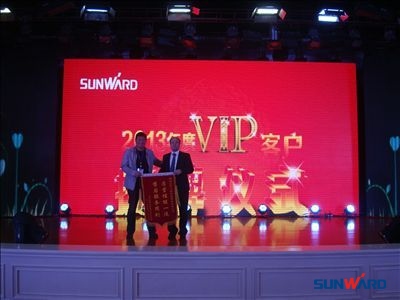 做江南游戏智能挖掘机客户的好保姆