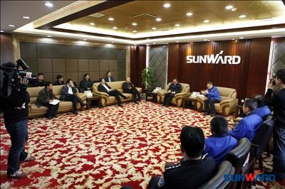 湖南省省委常委、政法委孙建国书记一行来江南游戏智能调研考察