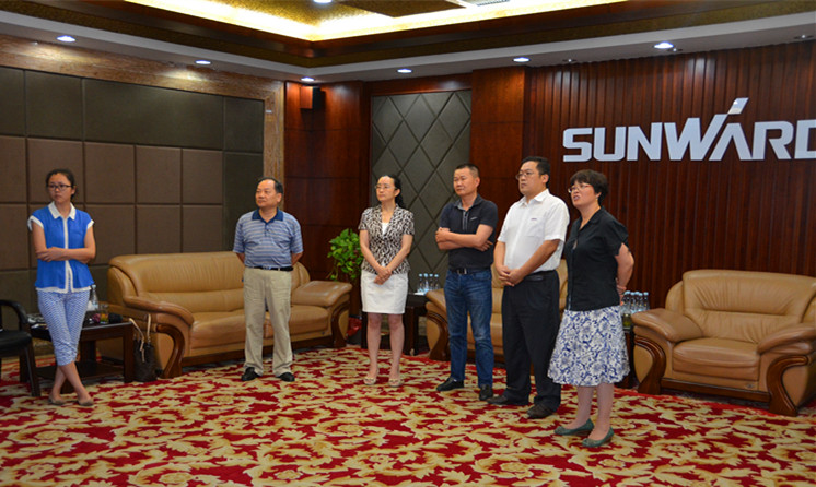 民盟湖南省委领导莅临江南游戏智能考察交流