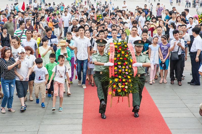 开挖机，坐游艇、飞机 江南游戏智能开展员工家属开放日活动