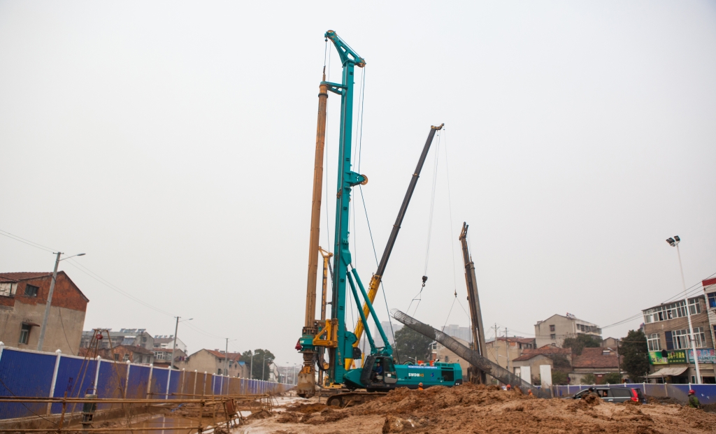 老板着急了？江南游戏智能高效旋挖钻机来帮忙