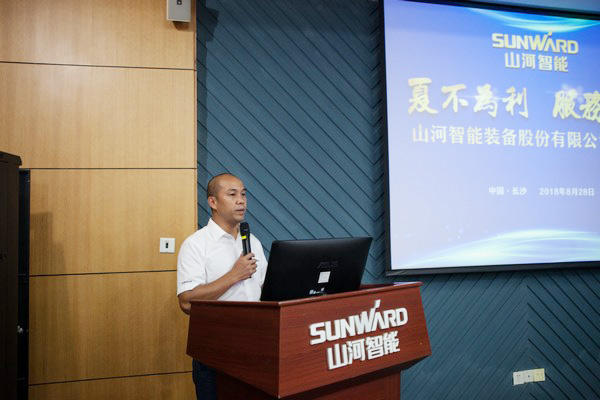 500多名挖掘机用户实地考察，为江南游戏智能点赞！