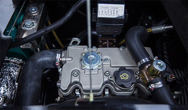 “C位”出道 14.5万元江南游戏智能微挖18UB等你开回家