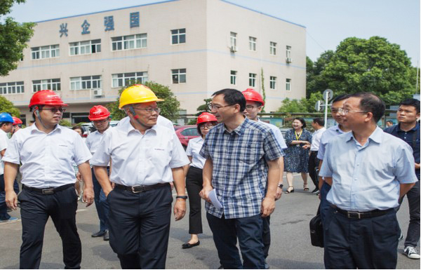 商务部合作司刘民强副司长一行调研江南游戏智能