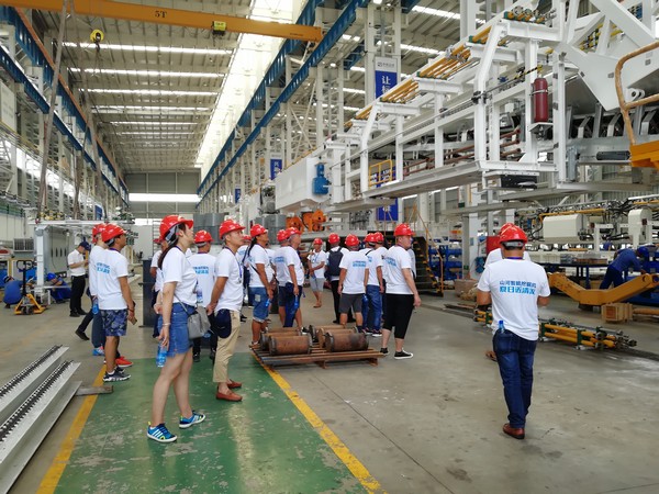 500多名挖掘机用户实地考察，为江南游戏智能点赞！