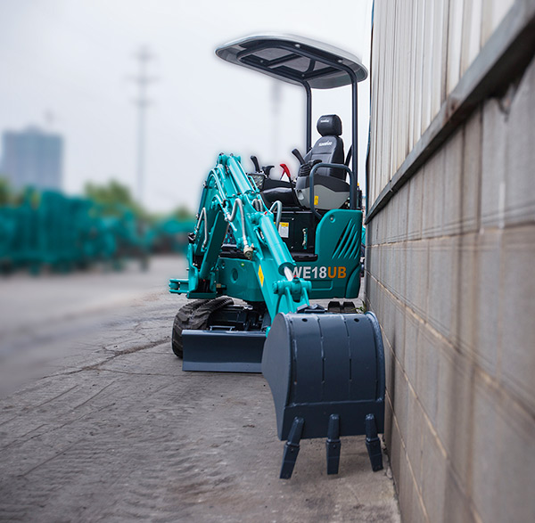 “C位”出道 14.5万元江南游戏智能微挖18UB等你开回家