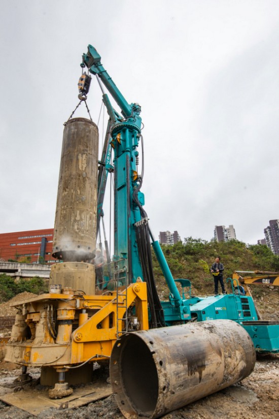 喜讯！江南游戏智能SWRC170自行式全回转全套管钻机获湖南省首台(套)重大技术装备产品奖励！