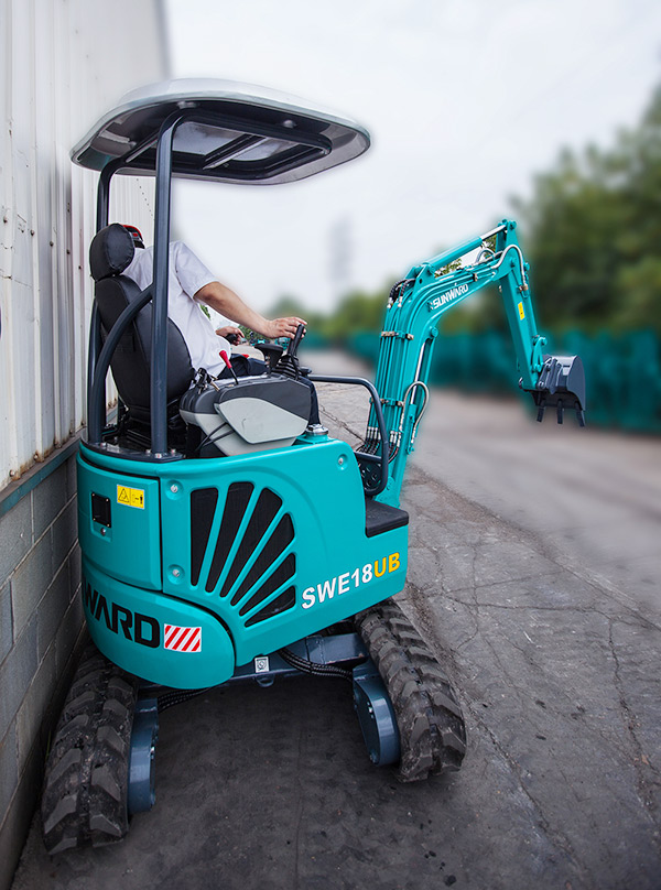 “C位”出道 14.5万元江南游戏智能微挖18UB等你开回家