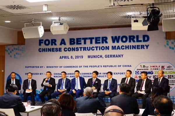 “三个率先”展示江南游戏挖掘机欧洲发展历程