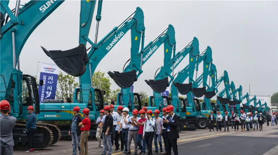 千人客户交流会，10.5亿订单！江南游戏智能二十年发展新飞跃