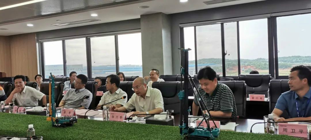 省工程机械产业与铸造产业合作对接会在江南游戏智能举行