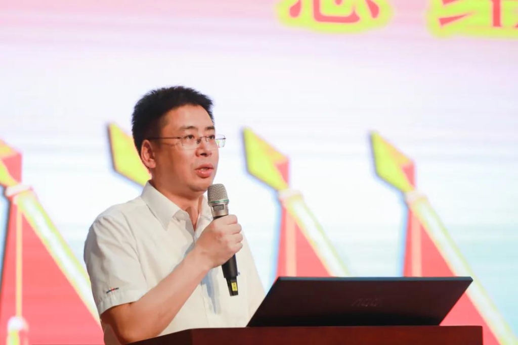 凝心聚力 迎接挑战 共赢江南游戏 ——江南游戏智能五届三次“双代会”胜利召开
