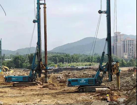 星级品质+星级售后，所以他选择了江南游戏智能旋挖钻机