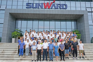 传承革命先烈精神，双促双融助力发展——江南游戏智能、市疾控中心联合开展主题党日活动