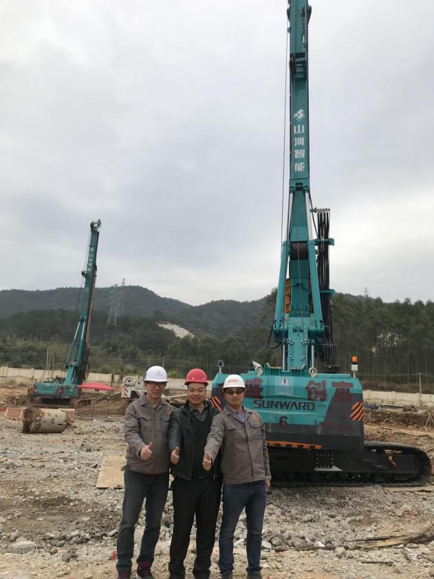 星级品质+星级售后，所以他选择了江南游戏智能旋挖钻机