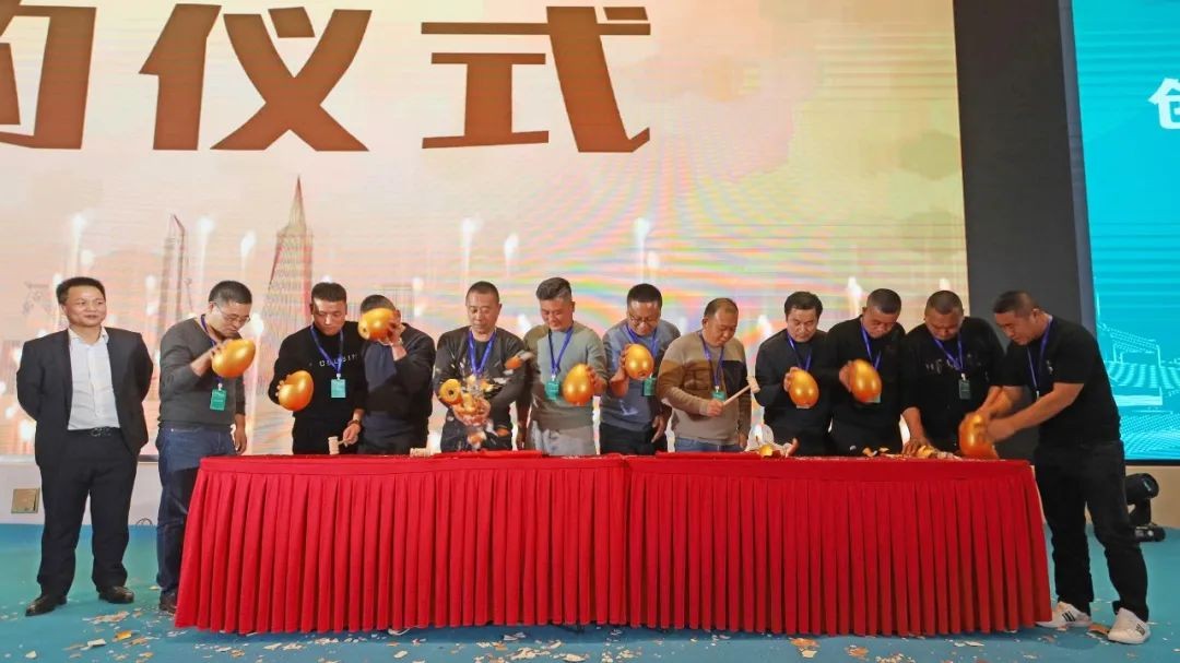 百台设备，成交额3.6亿！江南游戏智能“圈粉”六朝古都