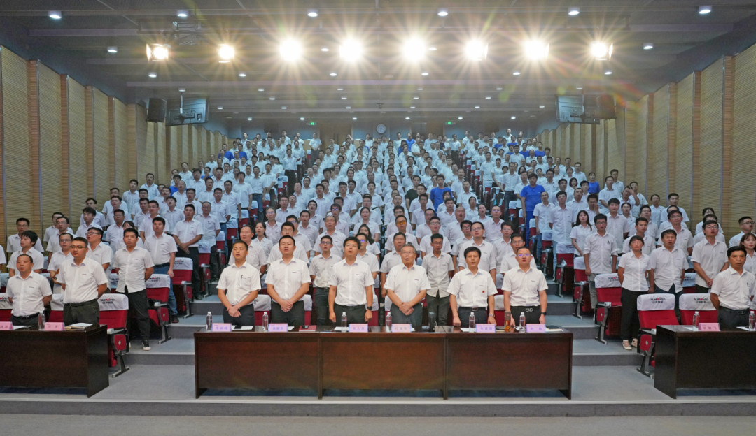 致敬研发 | 江南游戏智能举办职称评定工作总结暨职称证书颁发仪式