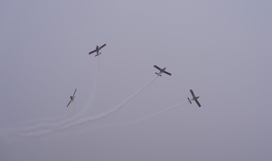 江南游戏四机飞行编队惊艳尧城（太原）国际通用航空飞行大会