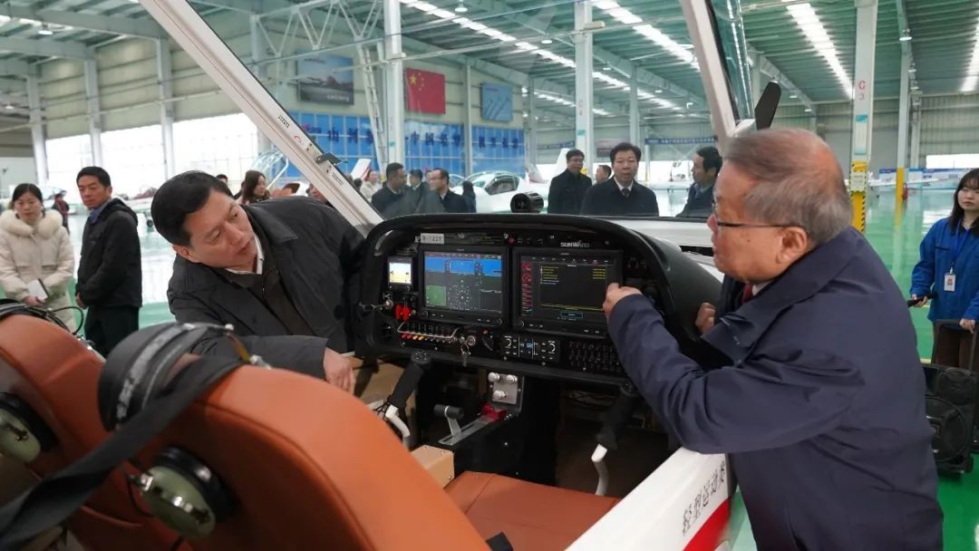 国家空管委办公室副主任马欣调研江南游戏科技